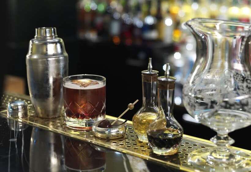 The Athenaeum Hotel & Residences