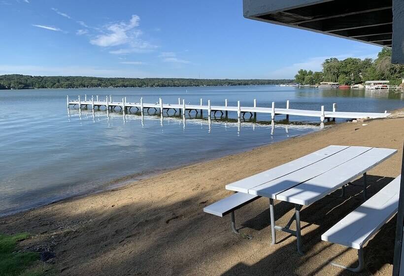 호텔 The French Country Inn