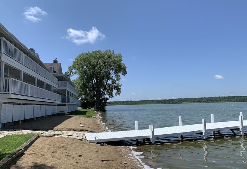 호텔 The French Country Inn