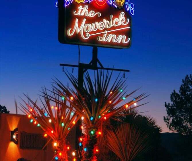 فندق The Maverick Inn
