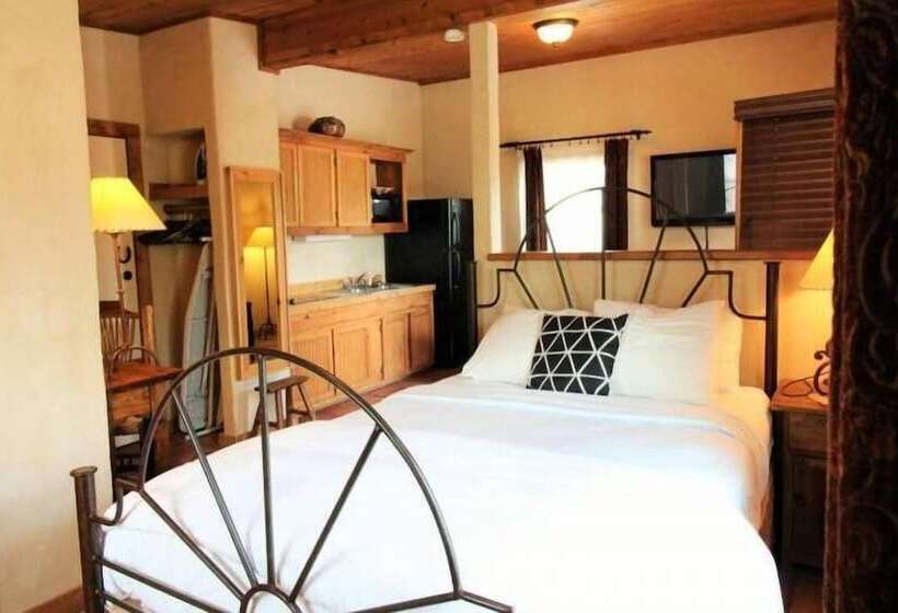 فندق The Maverick Inn