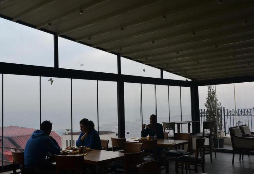 호텔 The Pera Hill