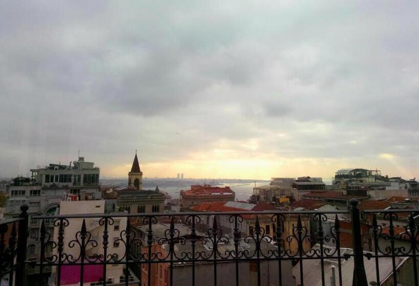 호텔 The Pera Hill