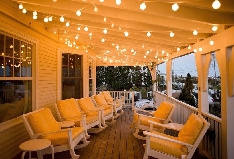 فندق The Tides Beach Club