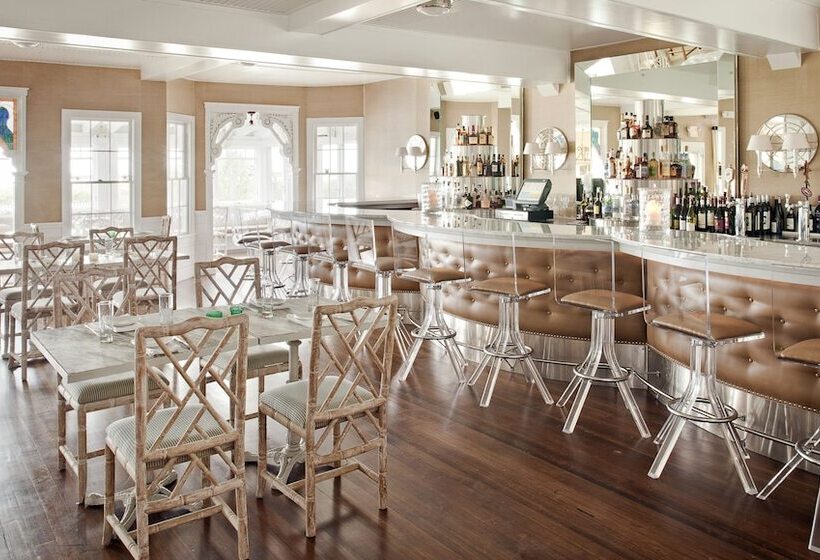 فندق The Tides Beach Club