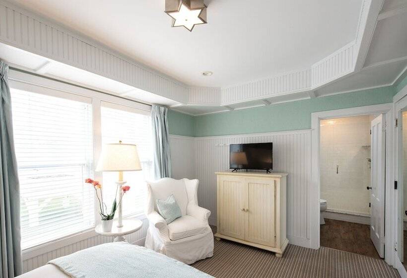 فندق The Tides Beach Club