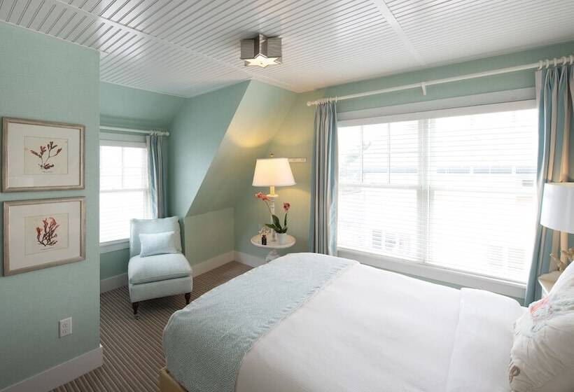 فندق The Tides Beach Club