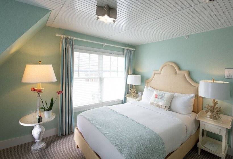 فندق The Tides Beach Club