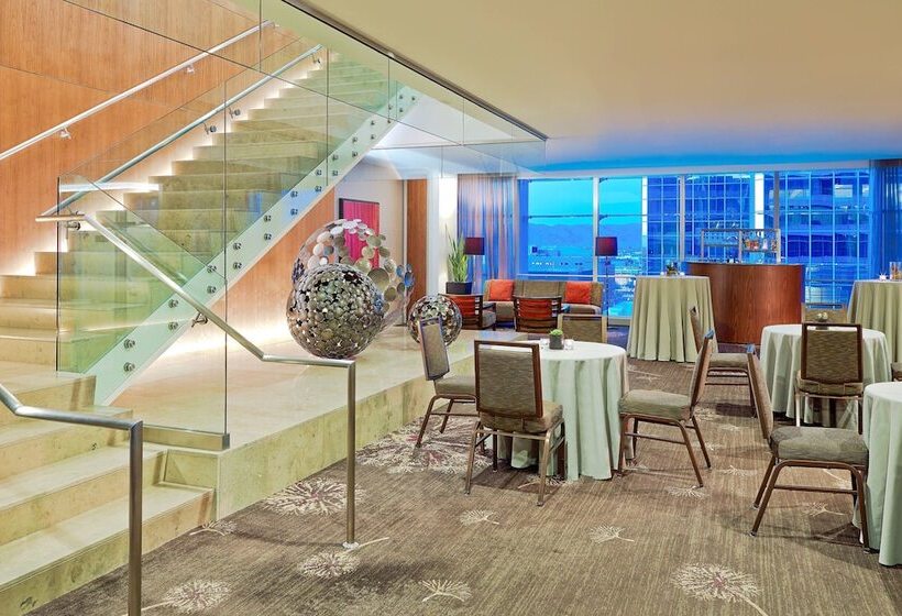 ホテル The Westin Phoenix Downtown