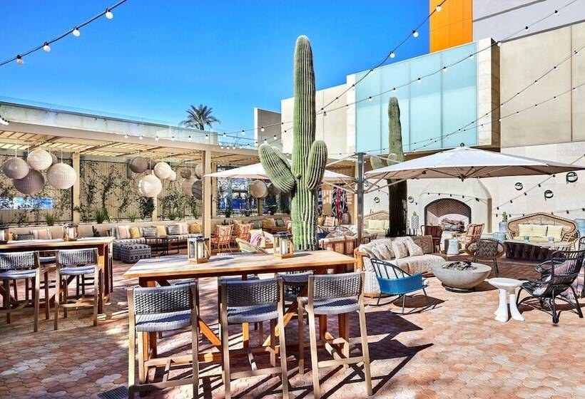 ホテル The Westin Phoenix Downtown