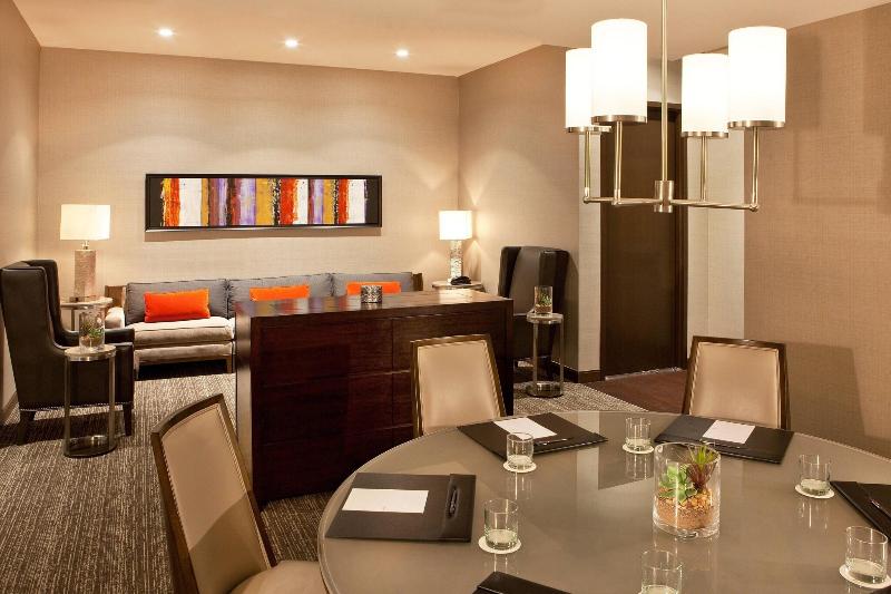 ホテル The Westin Phoenix Downtown