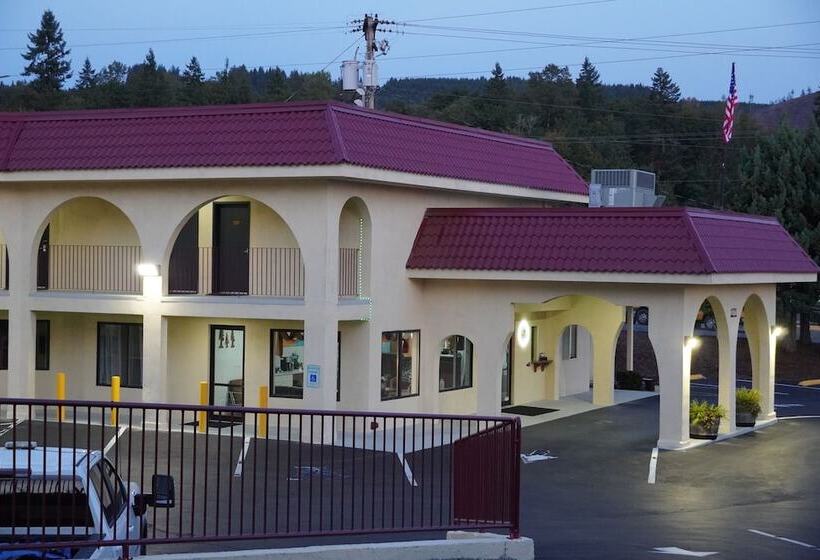 فندق Timberland Inn & Suites