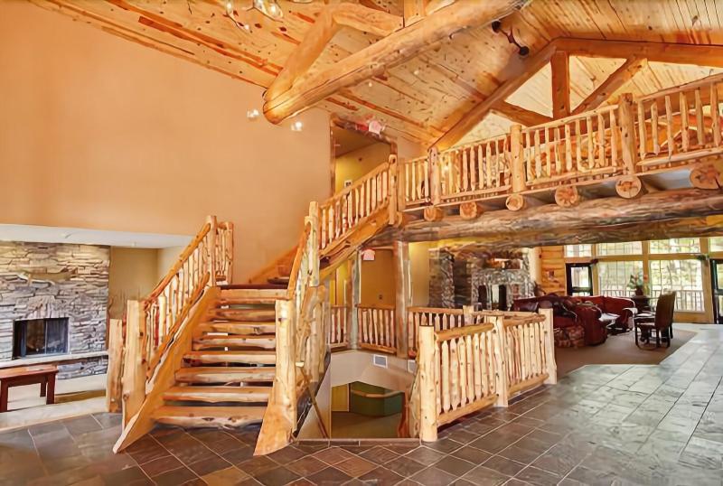 فندق Whitefish Lodge And Suites