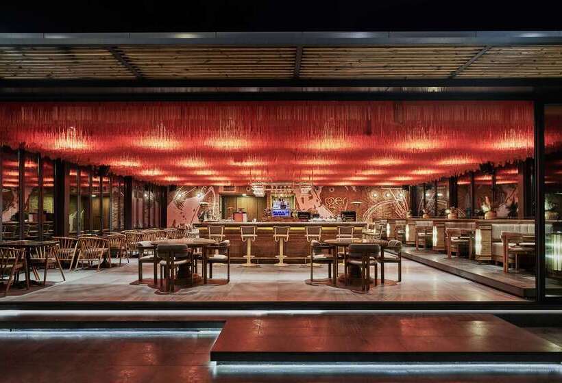 ホテル Wyndham Grand Istanbul Kalamış Marina