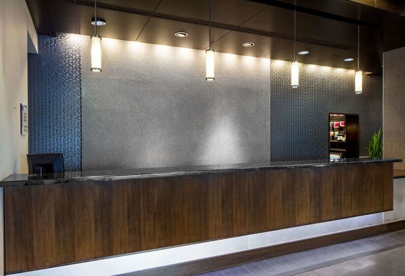 Hyatt House Charlotte Center City