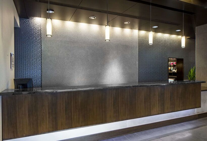 Hyatt House Charlotte Center City