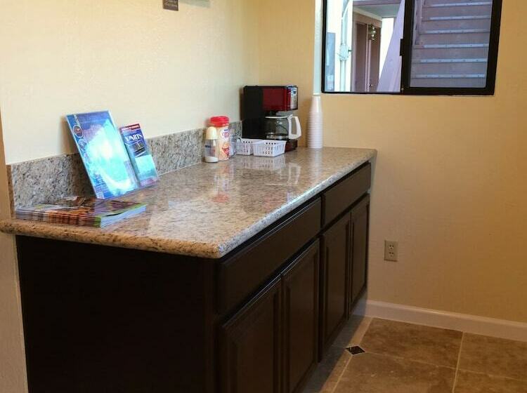 Jamestown Railtown Motel