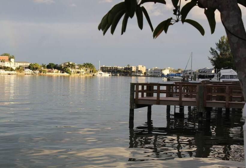 Lorelei Resort Motel