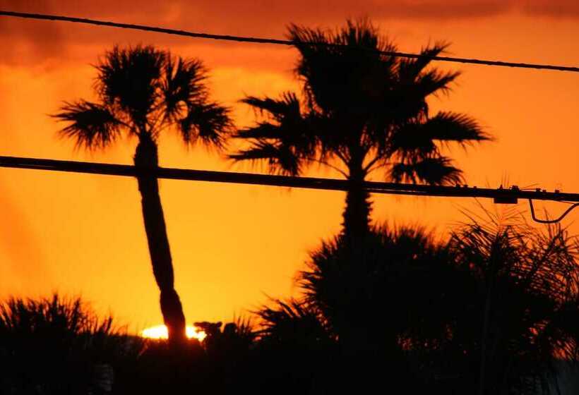 Lorelei Resort Motel