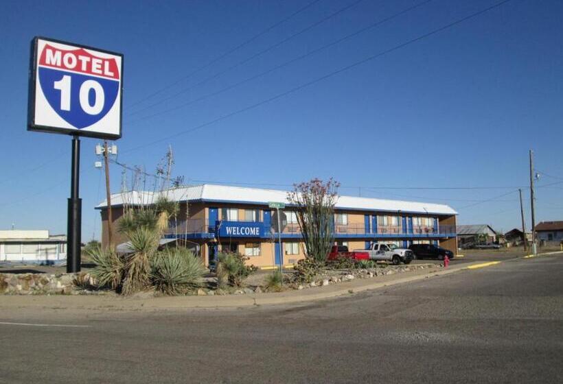 Motel 10