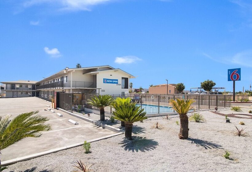 Motel 6moreno Valley, Ca  Perris