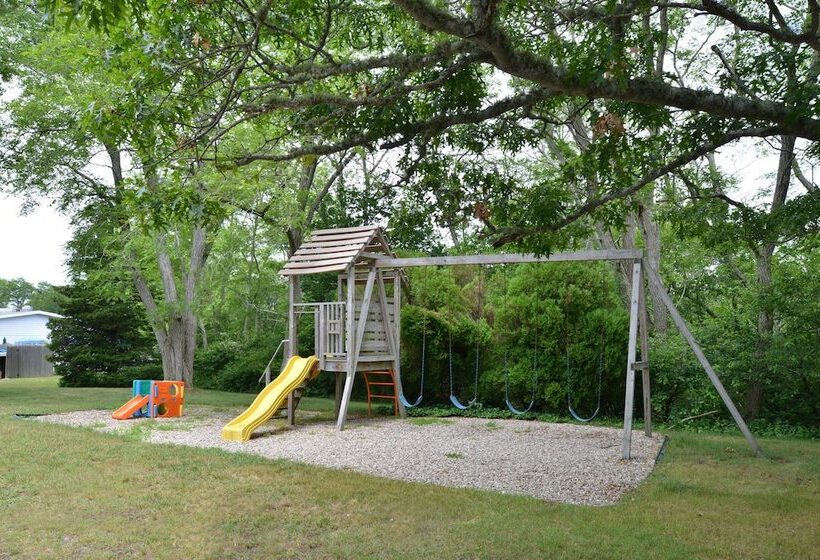 فندق على الطريق Blue Dolphin Inn