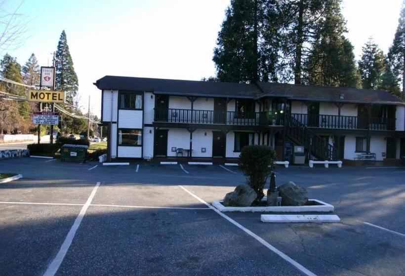 Мотель Coach N Four