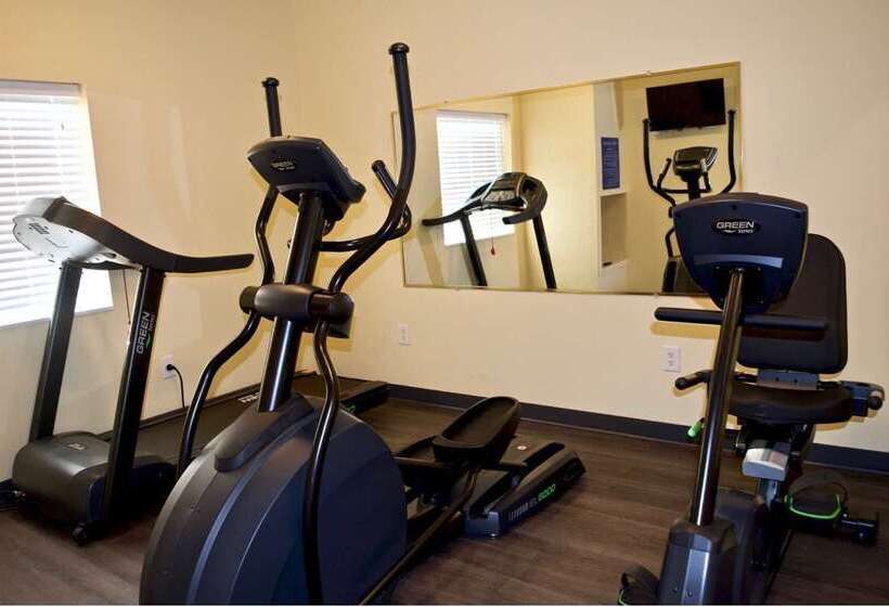 فندق على الطريق Days Inn & Suites By Wyndham Augusta Near Fort Eisenhower