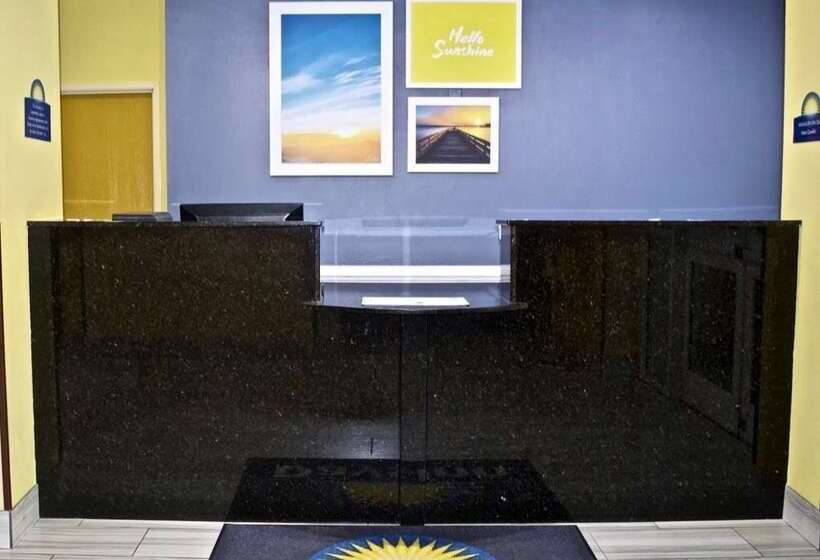 فندق على الطريق Days Inn & Suites By Wyndham Augusta Near Fort Eisenhower