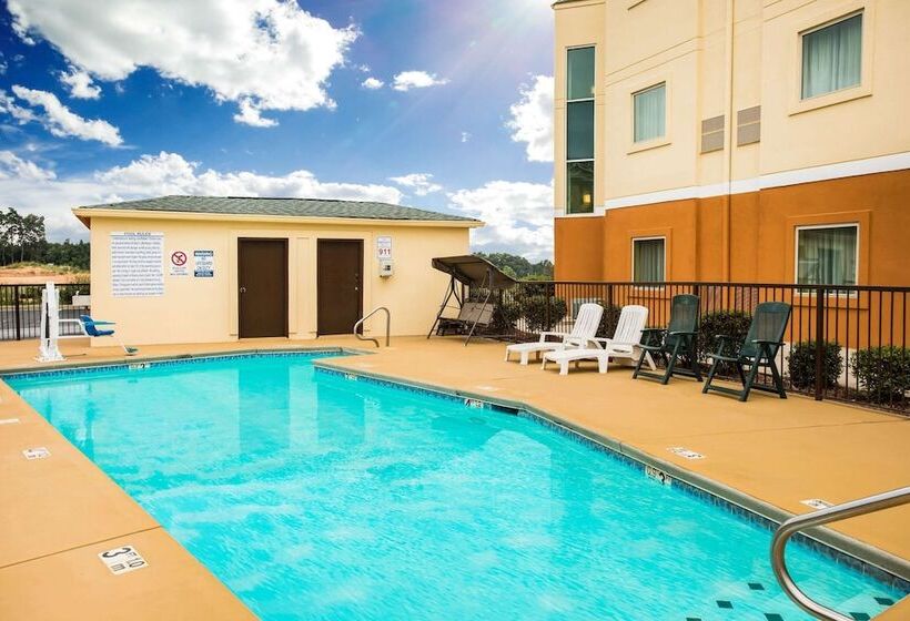 فندق على الطريق Days Inn & Suites By Wyndham Augusta Near Fort Eisenhower