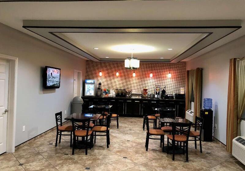 فندق على الطريق Executive Inn & Suites Joaquin