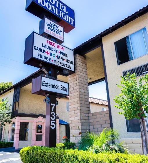 Motel Moonlight
