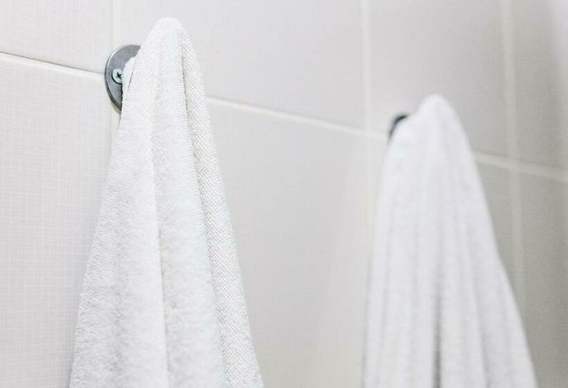 فندق على الطريق Royal Inn Linden