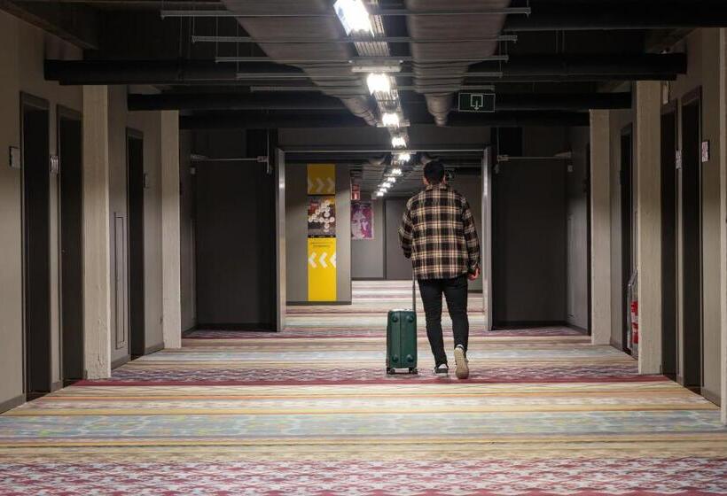 레지던스 Meininger Hotels Bruxelles City Center