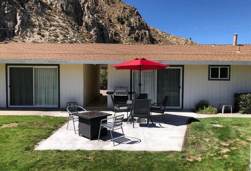 אתר נופש Meadowcliff Lodge Coleville