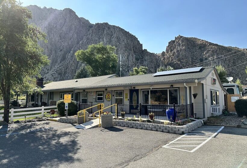 Курорт Meadowcliff Lodge Coleville