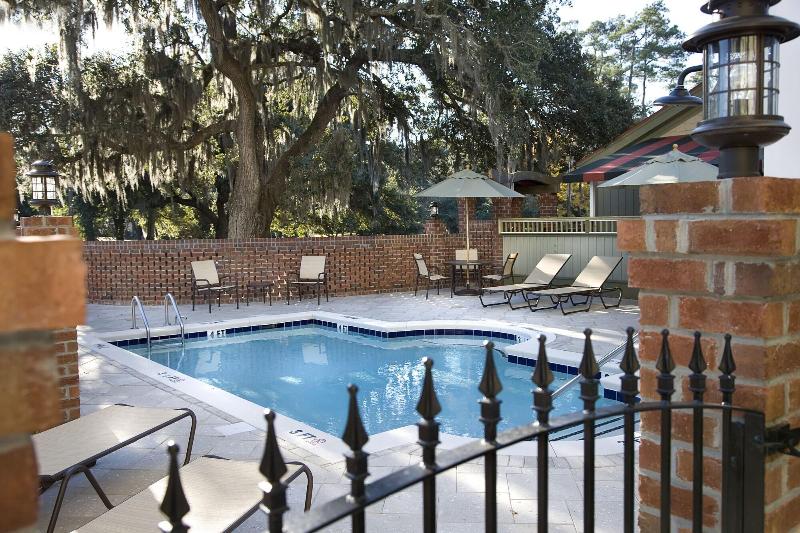 Курорт The Inlet Sports Lodge