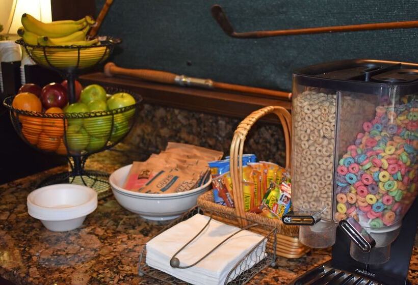 Курорт The Inlet Sports Lodge