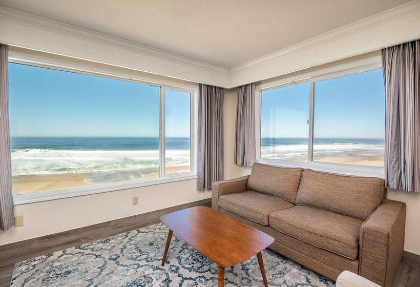 Sailor Jack Oceanfront Motel