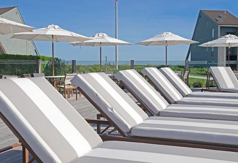 منتجع The Surf Club
