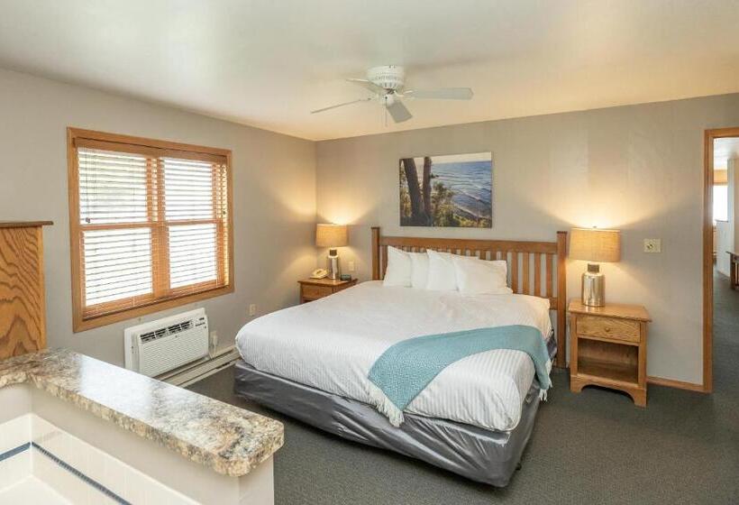 Westwood Shores Waterfront Resort