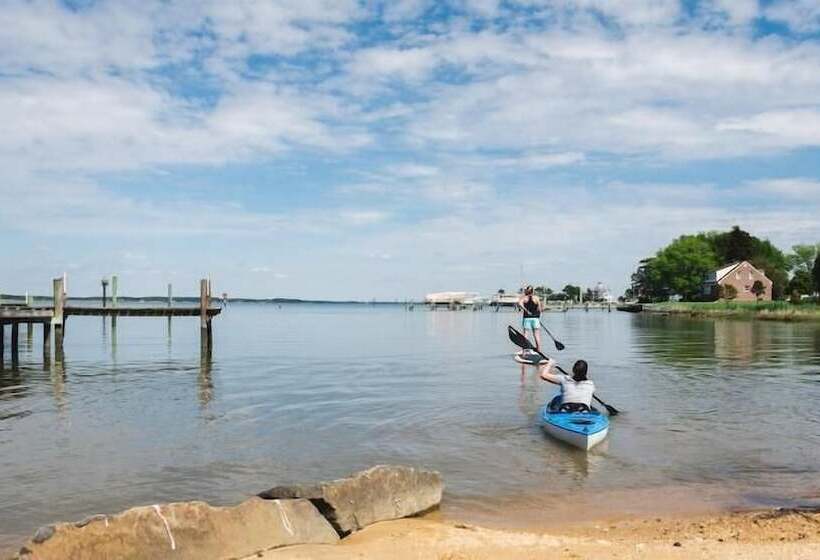 Wylder Hotel   Tilghman Island