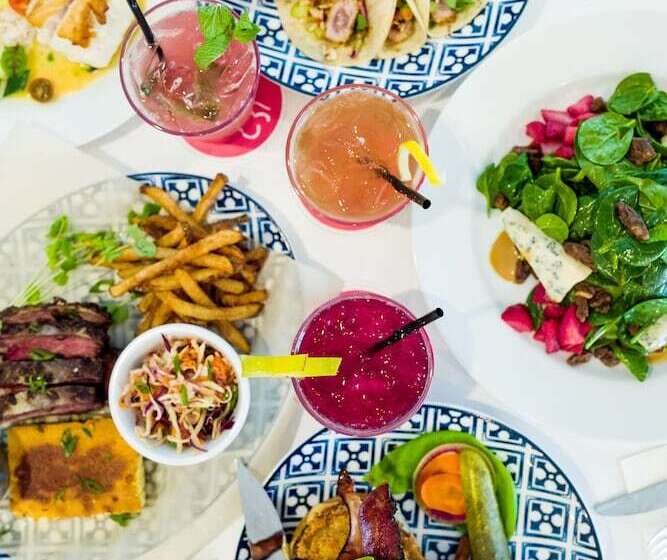 Wylder Hotel   Tilghman Island