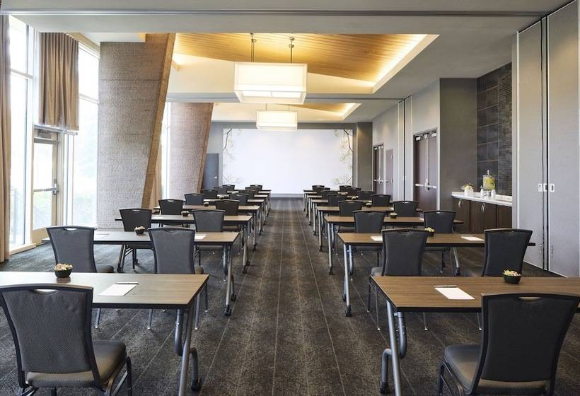 Archer Hotel Falls Church