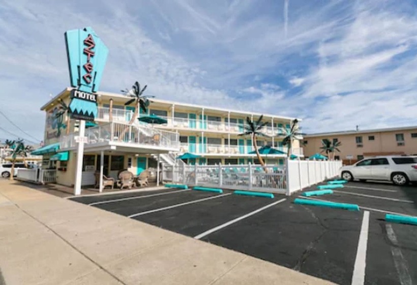 Aztec Motel