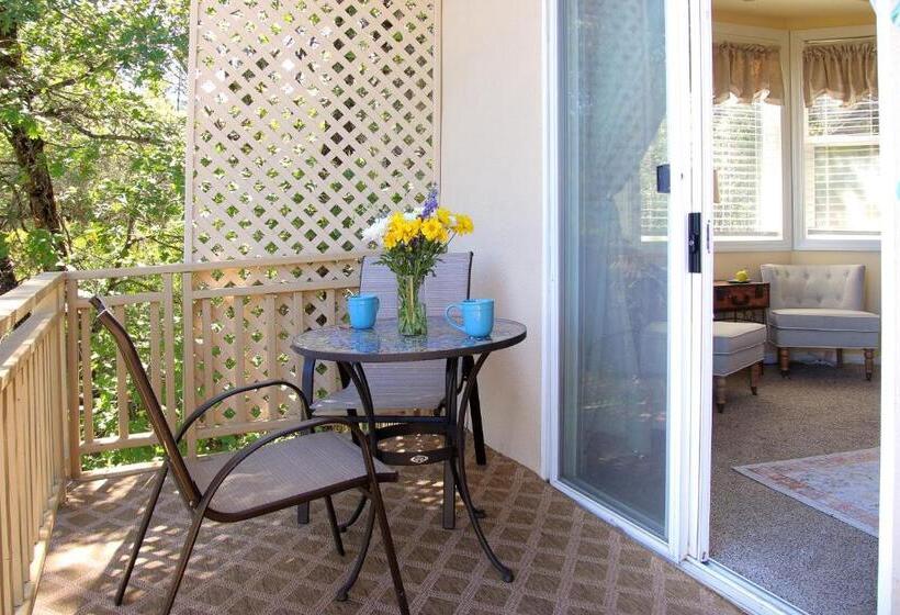 Bella Vista Bed And Breakfast