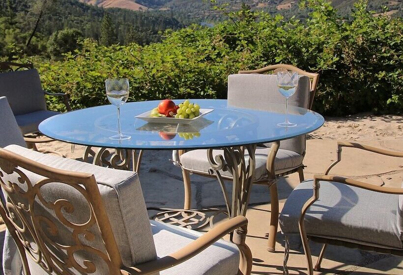 Bella Vista Bed And Breakfast