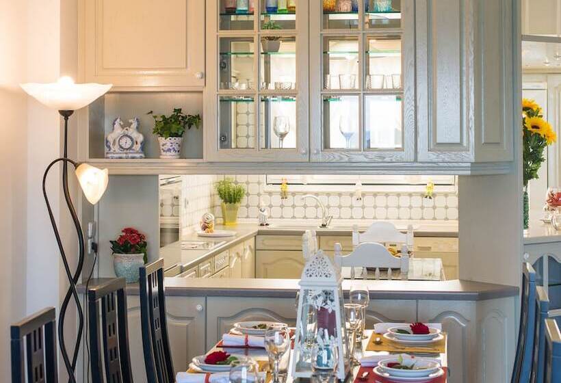 Birais Beach Studios