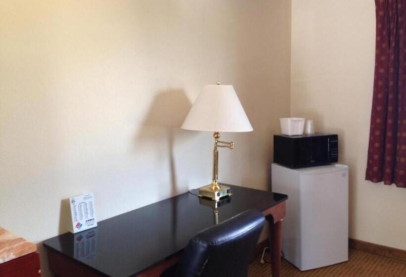 Cameo Motel   Portland