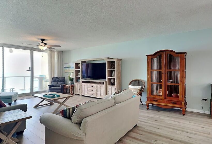 Caribbean Resort #1102